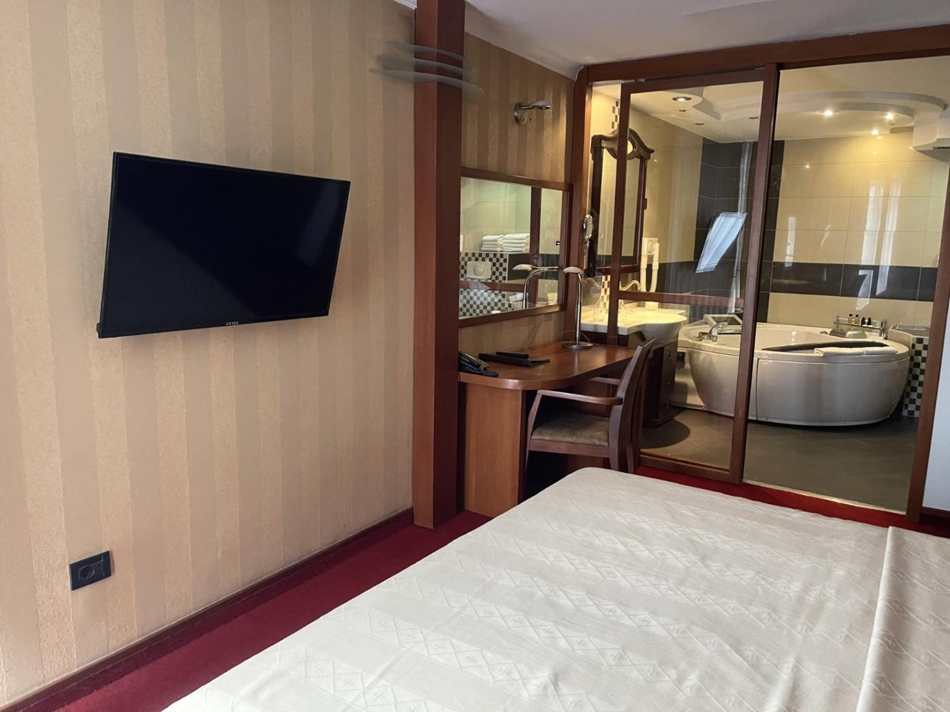 Hotel Bosna Баня-Лука Экстерьер фото