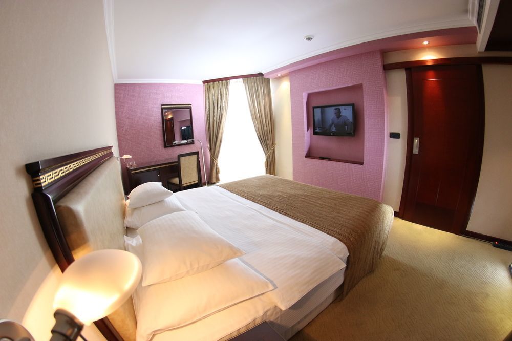 Hotel Bosna Баня-Лука Экстерьер фото