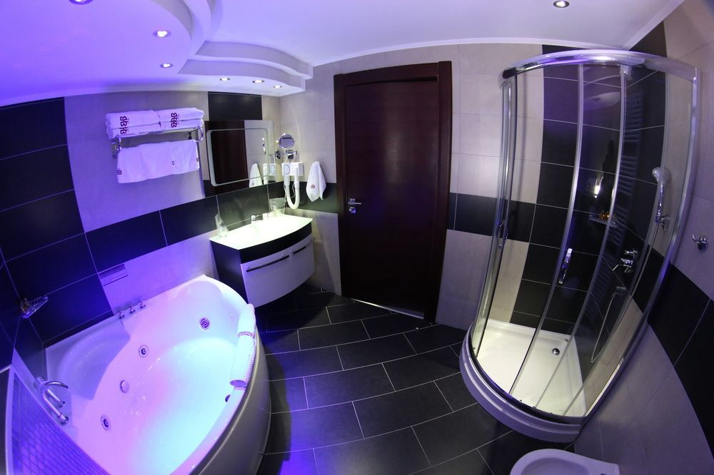 Hotel Bosna Баня-Лука Экстерьер фото